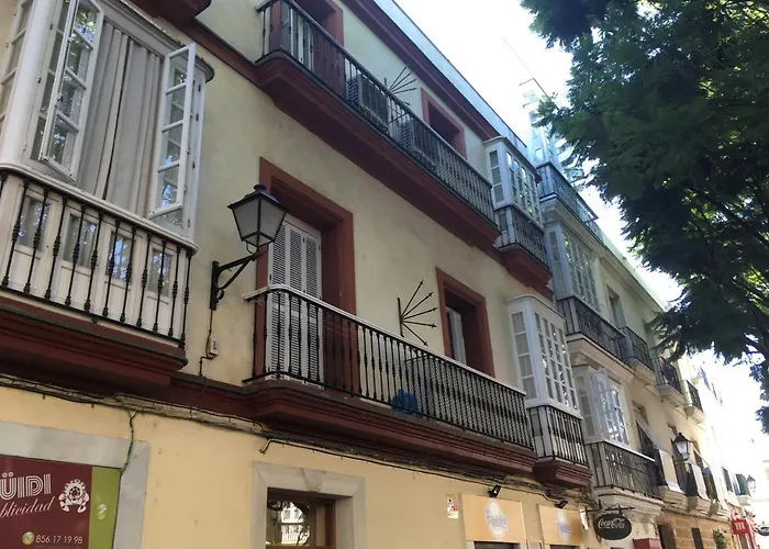 El Mirador Del Mentidero